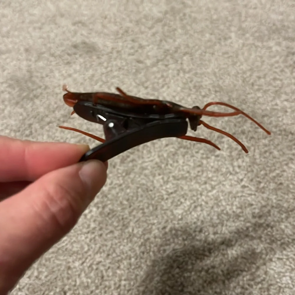 Fred Novelty Roach‎ Snack Bag Chip Fasteners Clips